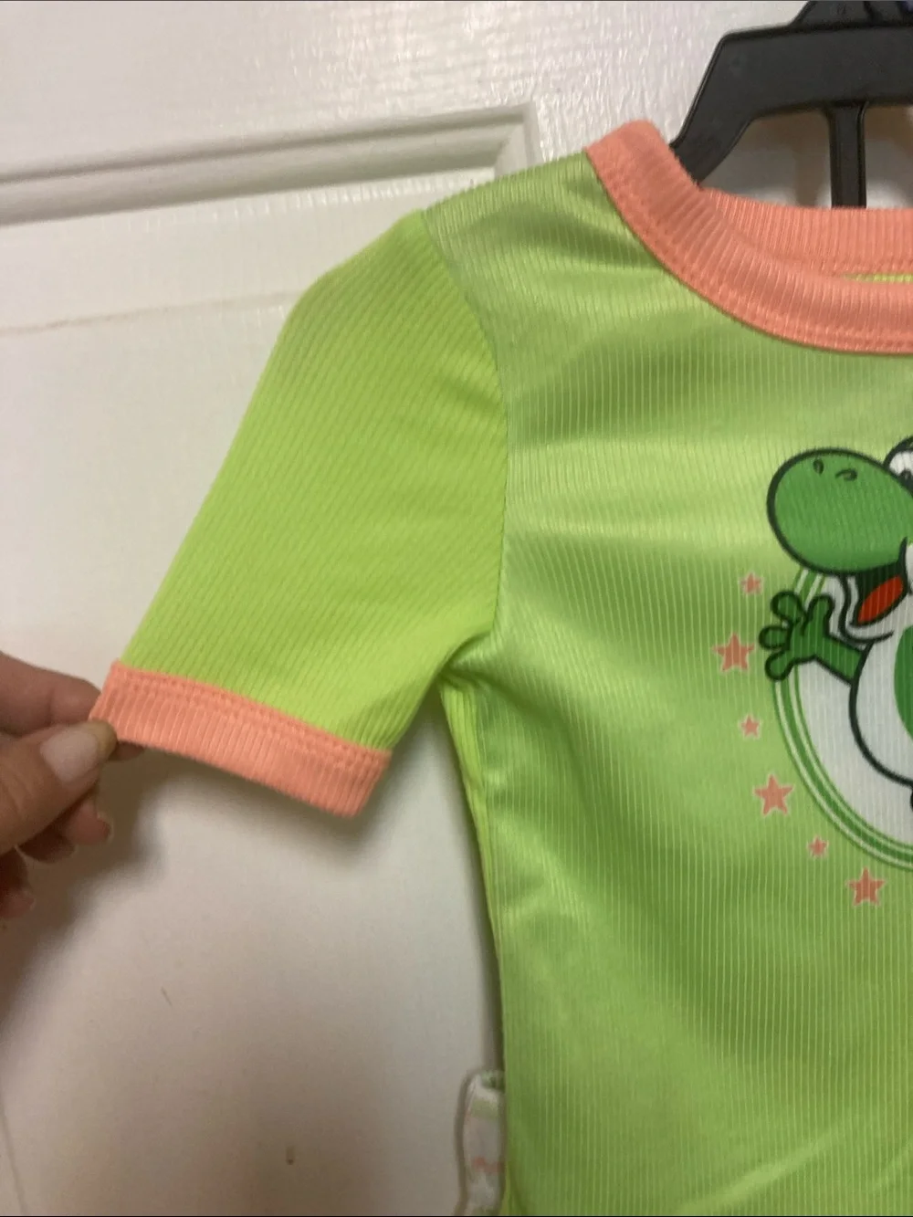 Nintendo Yoshi Lime Green & Peach Kids 2 piece  Set